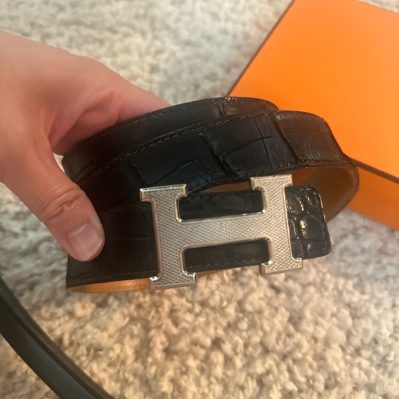 Black Crocodile Leather Belt with Silver Buckle - Picture 3 of 12